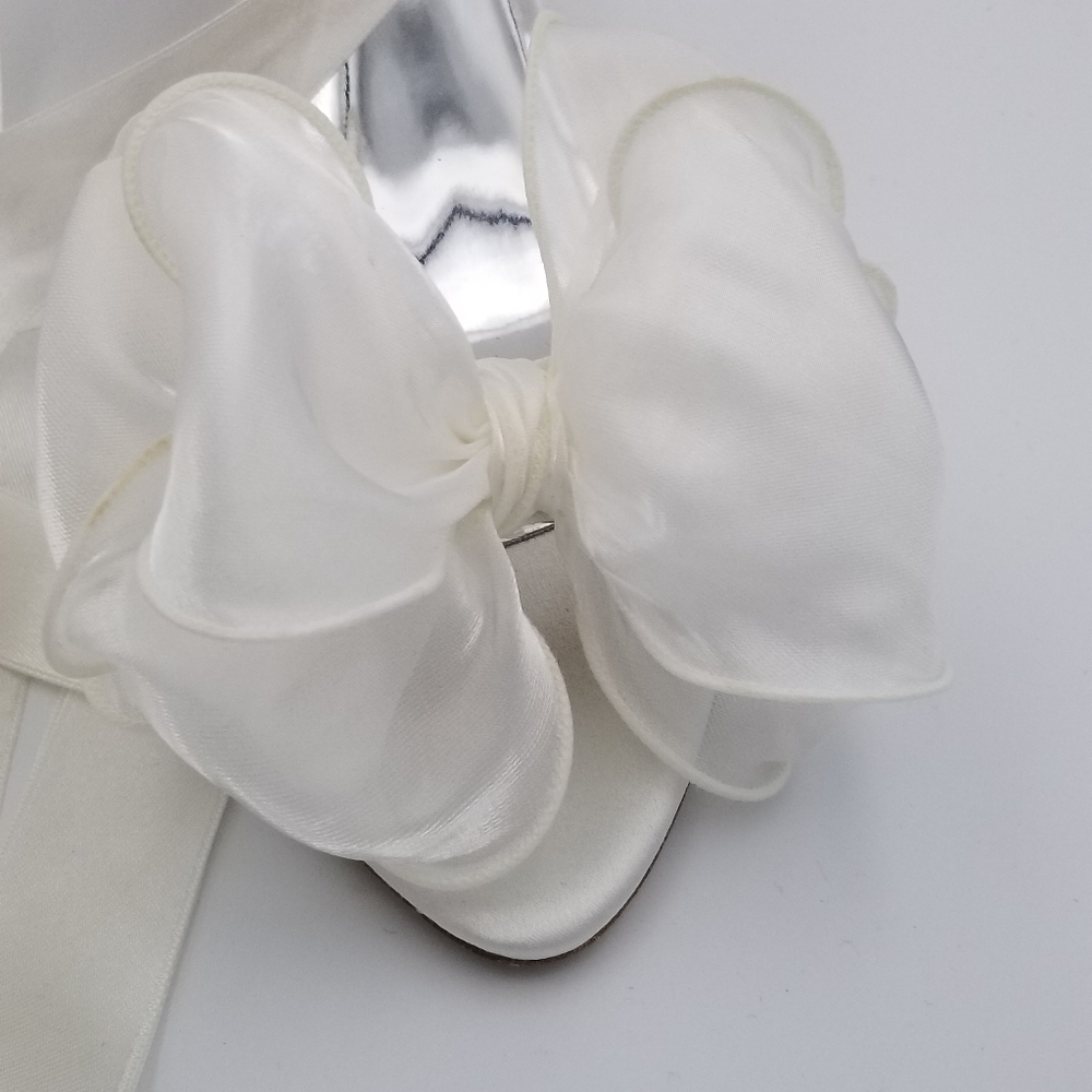 Badgley Mischka Neryssa Bowed Stiletto Heels, Soft White, Women's Size 8.5 - Picture 5 of 14